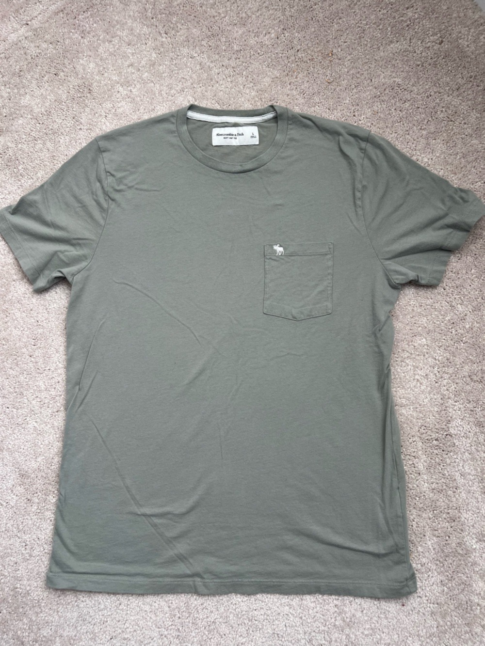 Abercrombie & Fitch Olive Crew Neck Pocket Tee